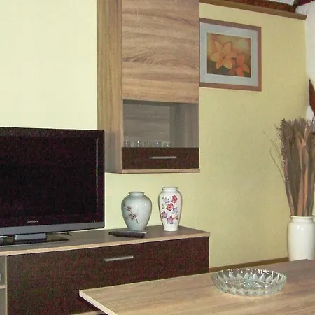 Vakantiehuis Nice In E-06502 W/ Wifi&3 Bedrooms Timmenrode