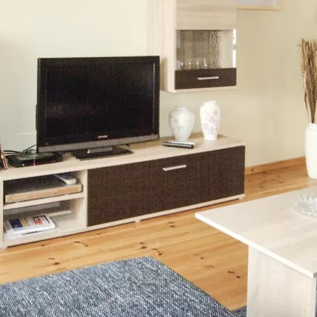 Vakantiehuis Nice In E-06502 W/ Wifi&3 Bedrooms *