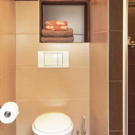 Vakantiehuis Nice In E-06502 W/ Wifi&3 Bedrooms Timmenrode